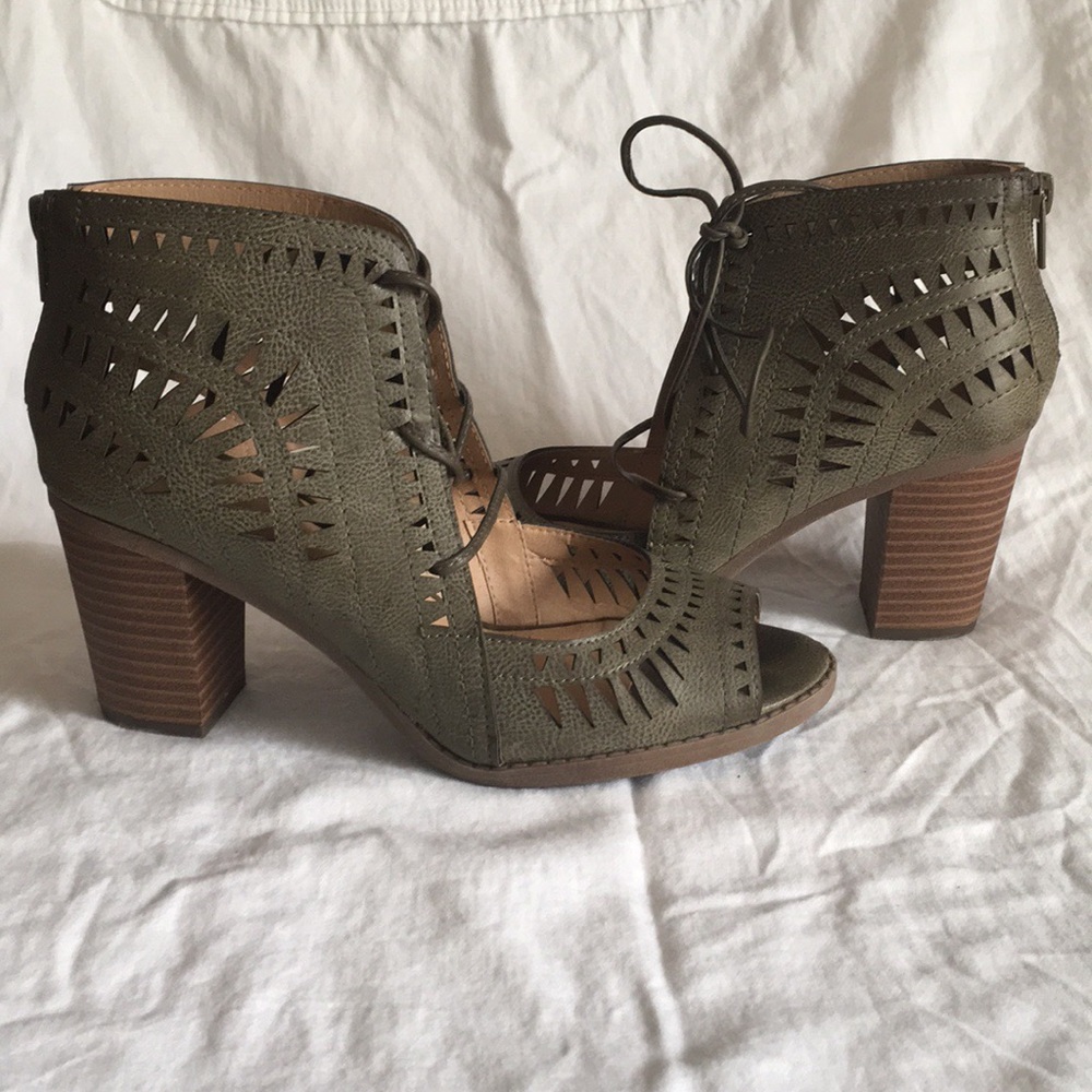Olive Booties